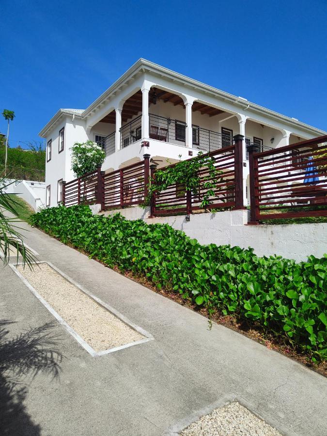 Holiday Home Belvedere Dickenson Bay エクステリア 写真