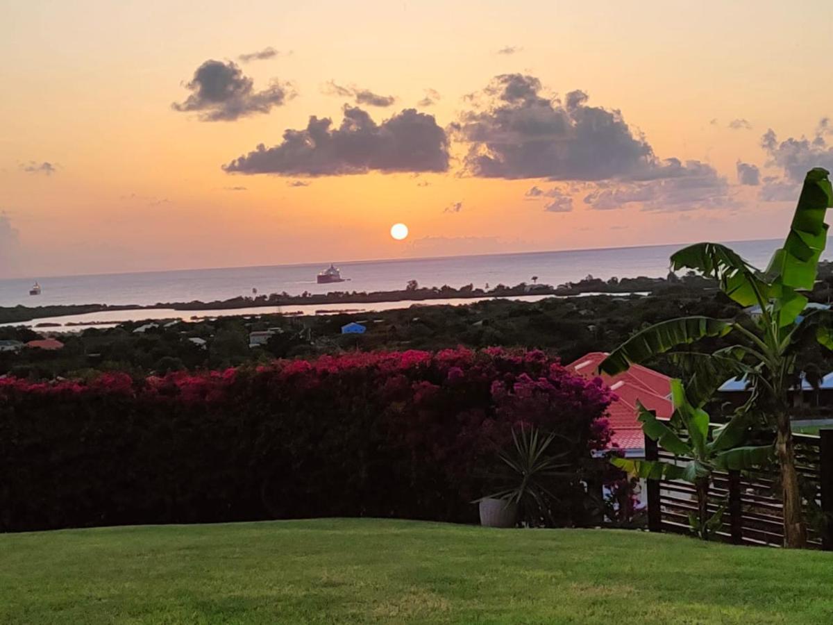 Holiday Home Belvedere Dickenson Bay エクステリア 写真