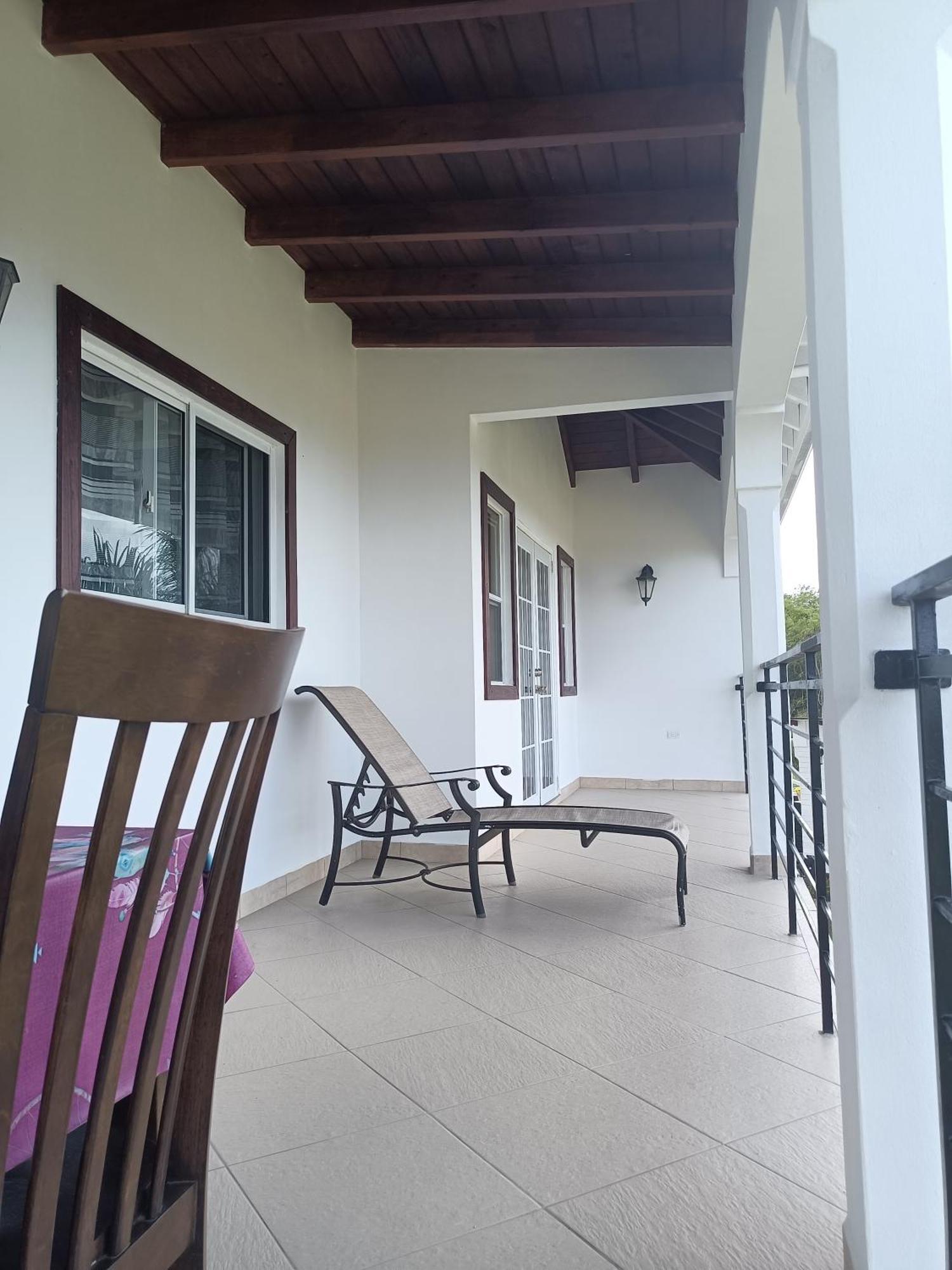 Holiday Home Belvedere Dickenson Bay 部屋 写真