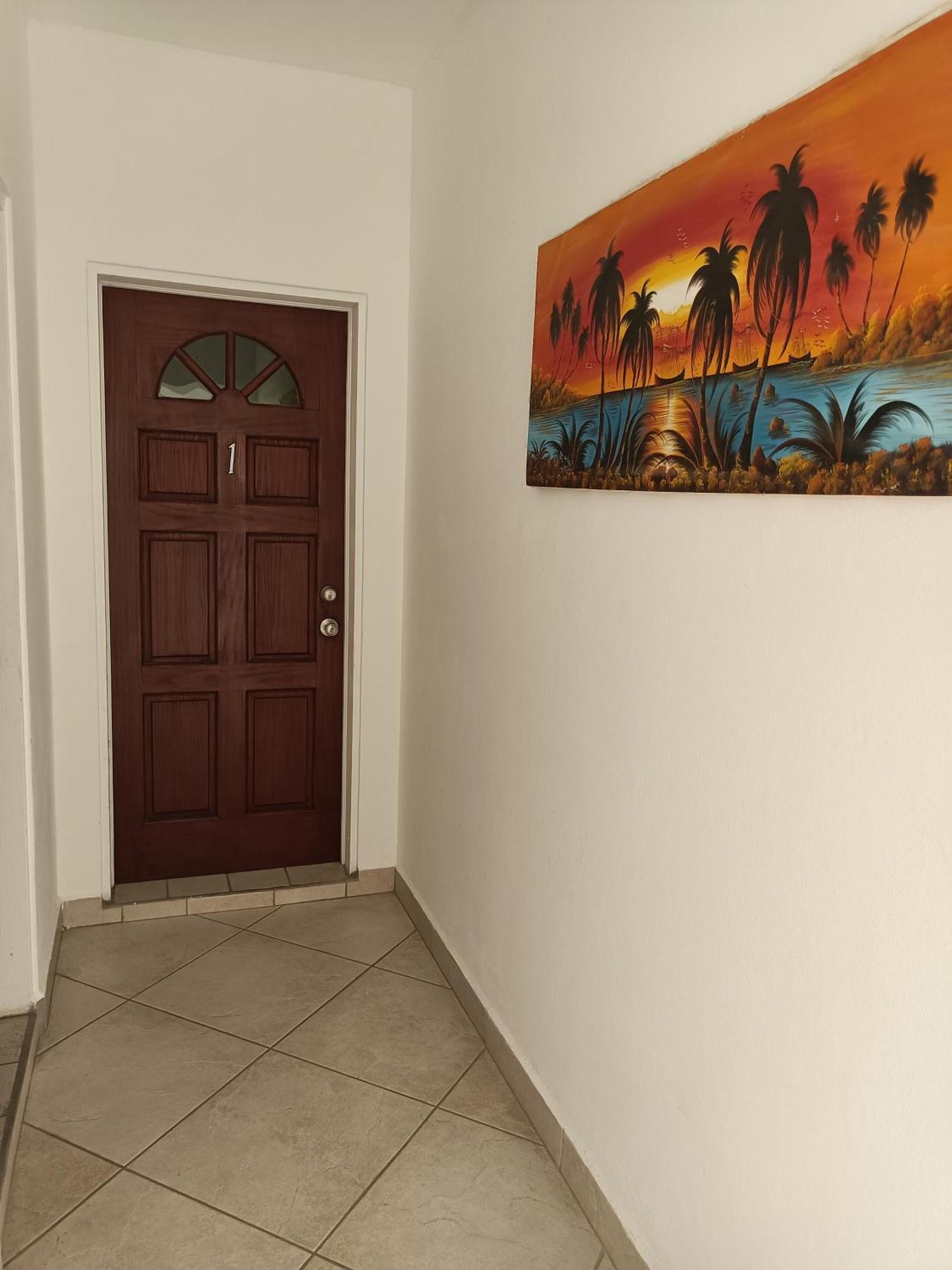 Holiday Home Belvedere Dickenson Bay 部屋 写真